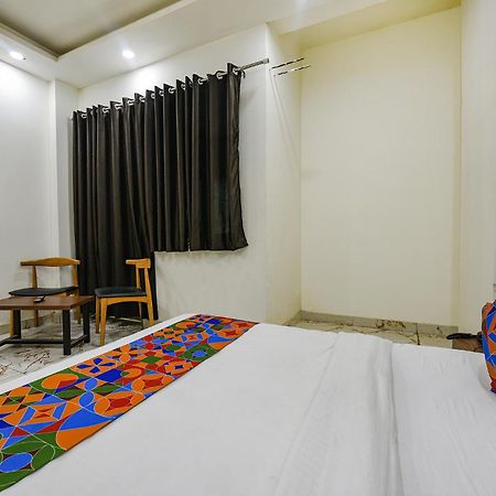 Fabexpress Divya Villa New Delhi Exterior photo