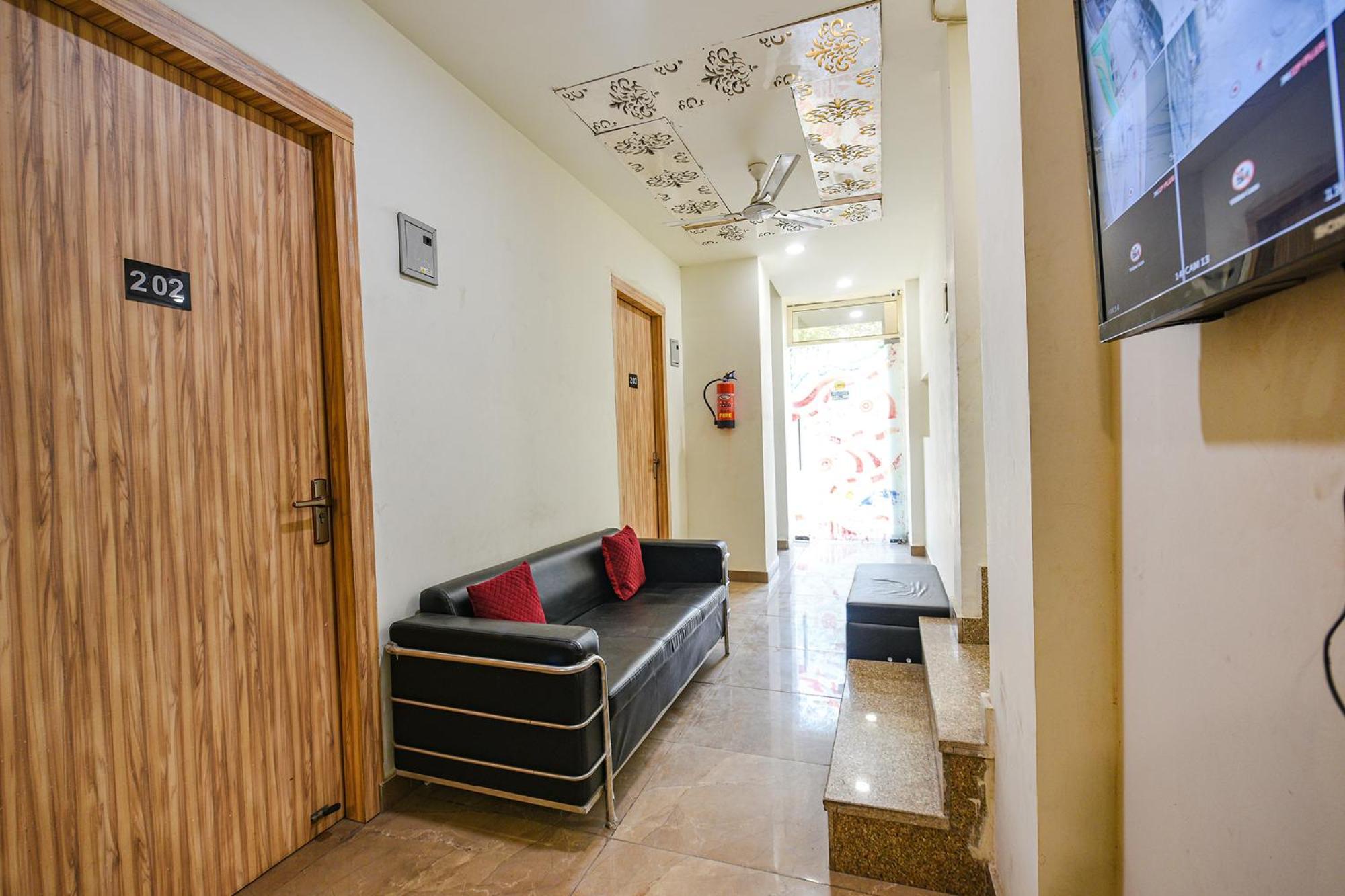 Fabexpress Divya Villa New Delhi Exterior photo